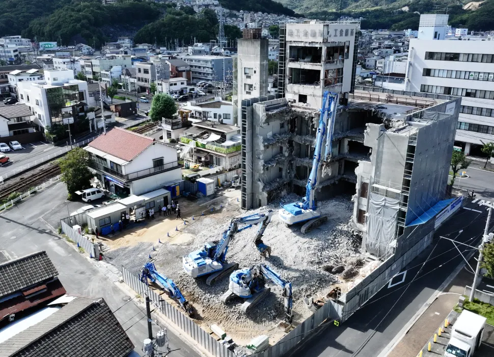 大規模構造物解体工事